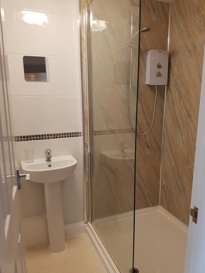 Alexandra Lodge Guest House Честър Екстериор снимка